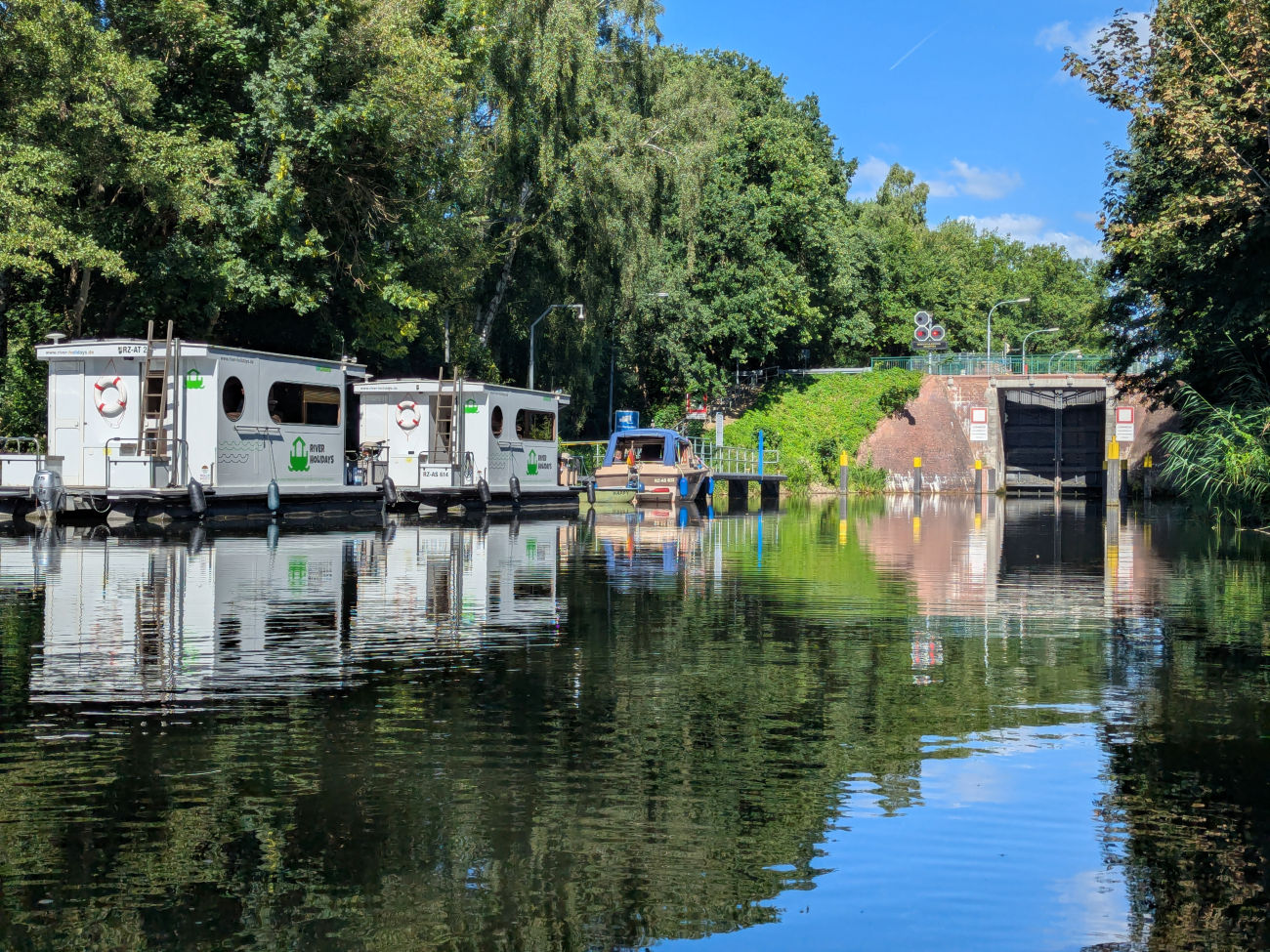 Vor Schleuse Bobzin