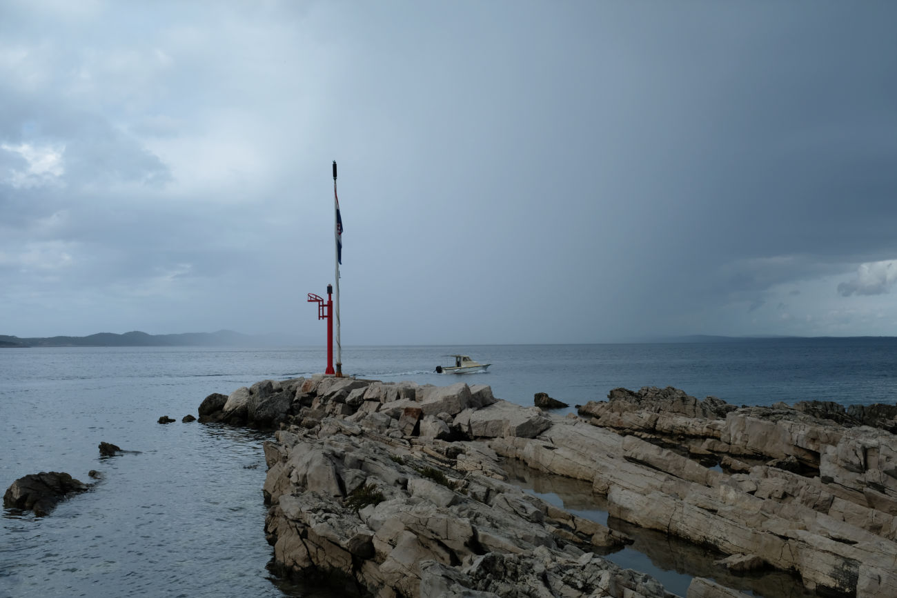 Ende der Mole in Rovenska