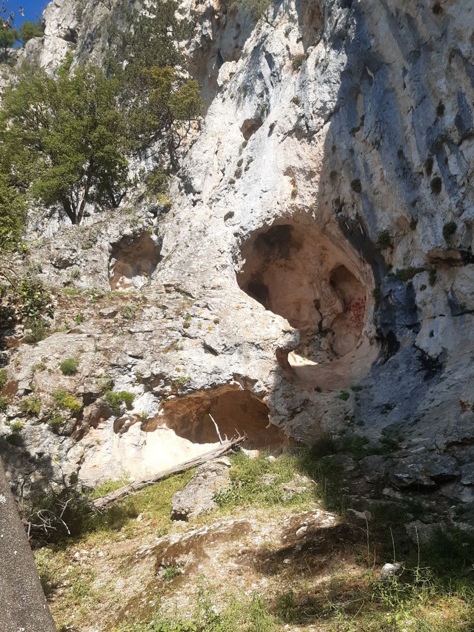 Querung von unten
