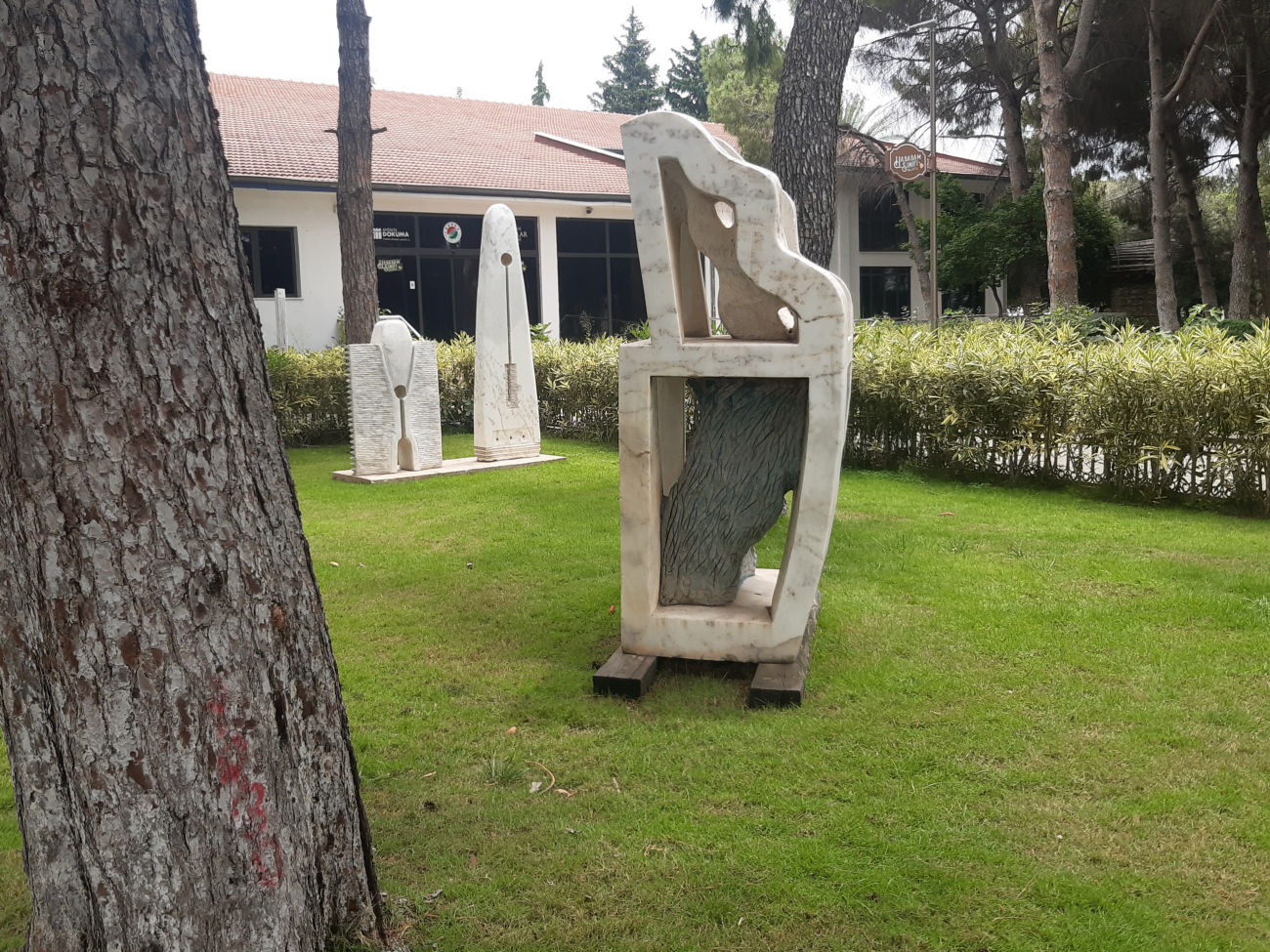 Skulpturen