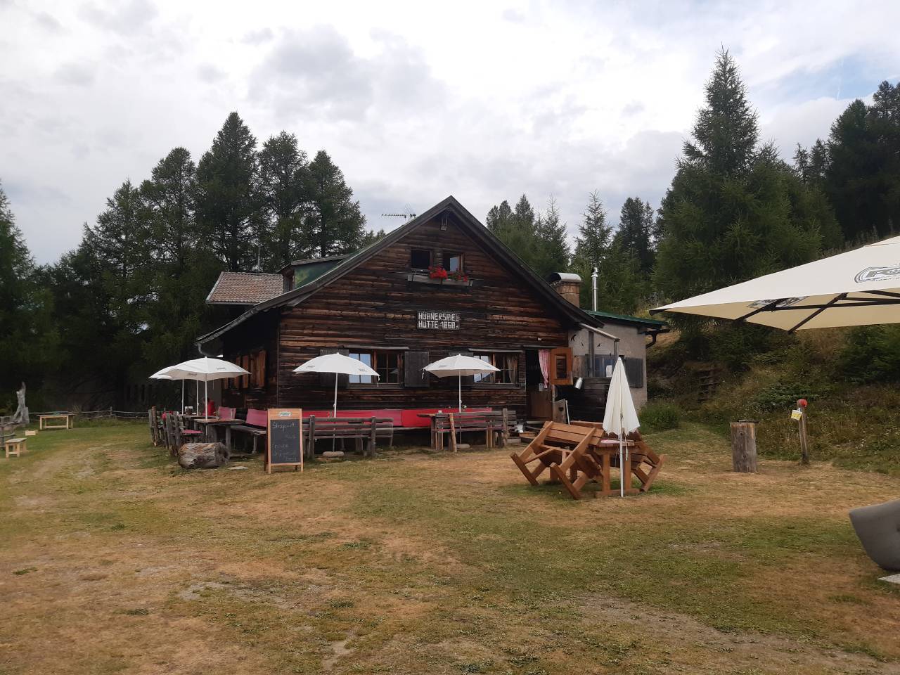 H&uuml;hnerspielh&uuml;tte